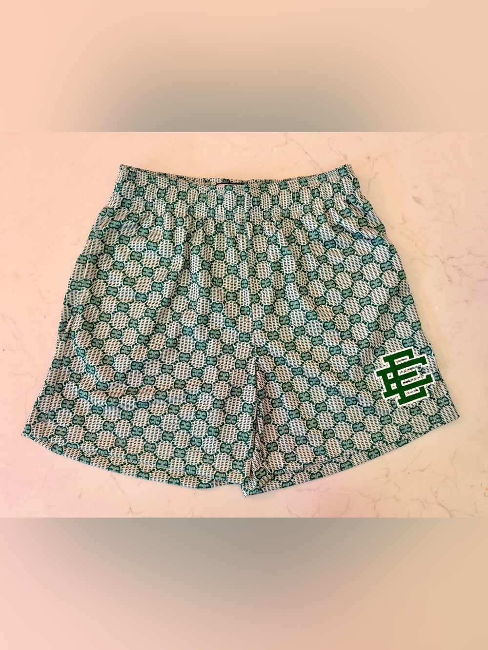 Eric Emanuel Green & White All Over Printed Mesh Shorts w/ Pockets. Size L